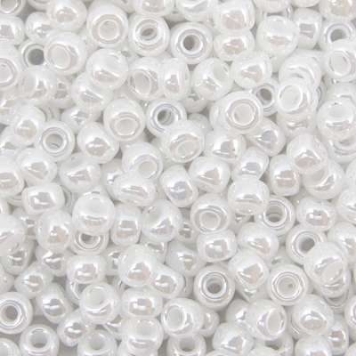 45-89528.SLC.jpg 8/0 Seed Beads - White Ceylon 22g Image