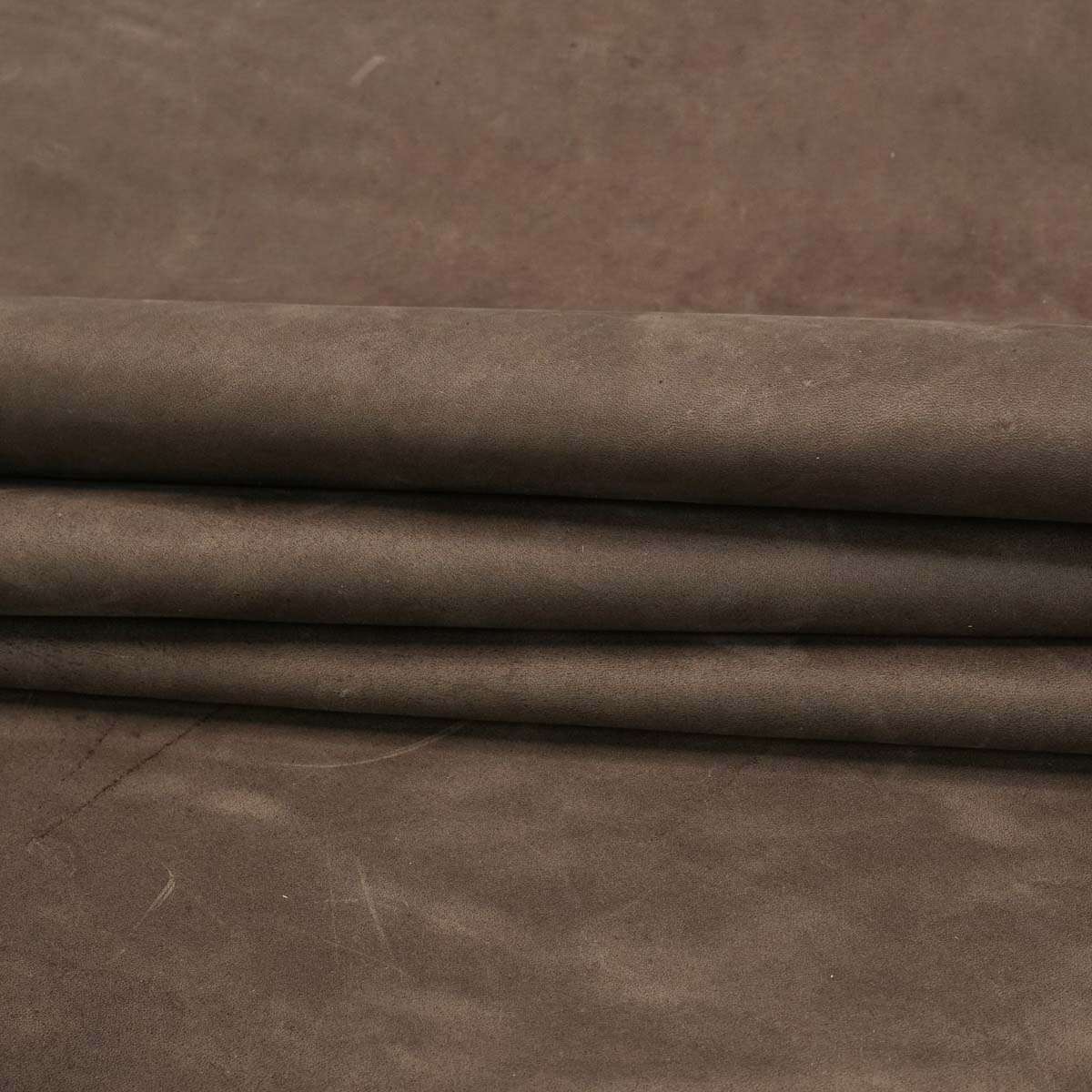 913-040.SLC.02.jpg London Workhorse Sides Image