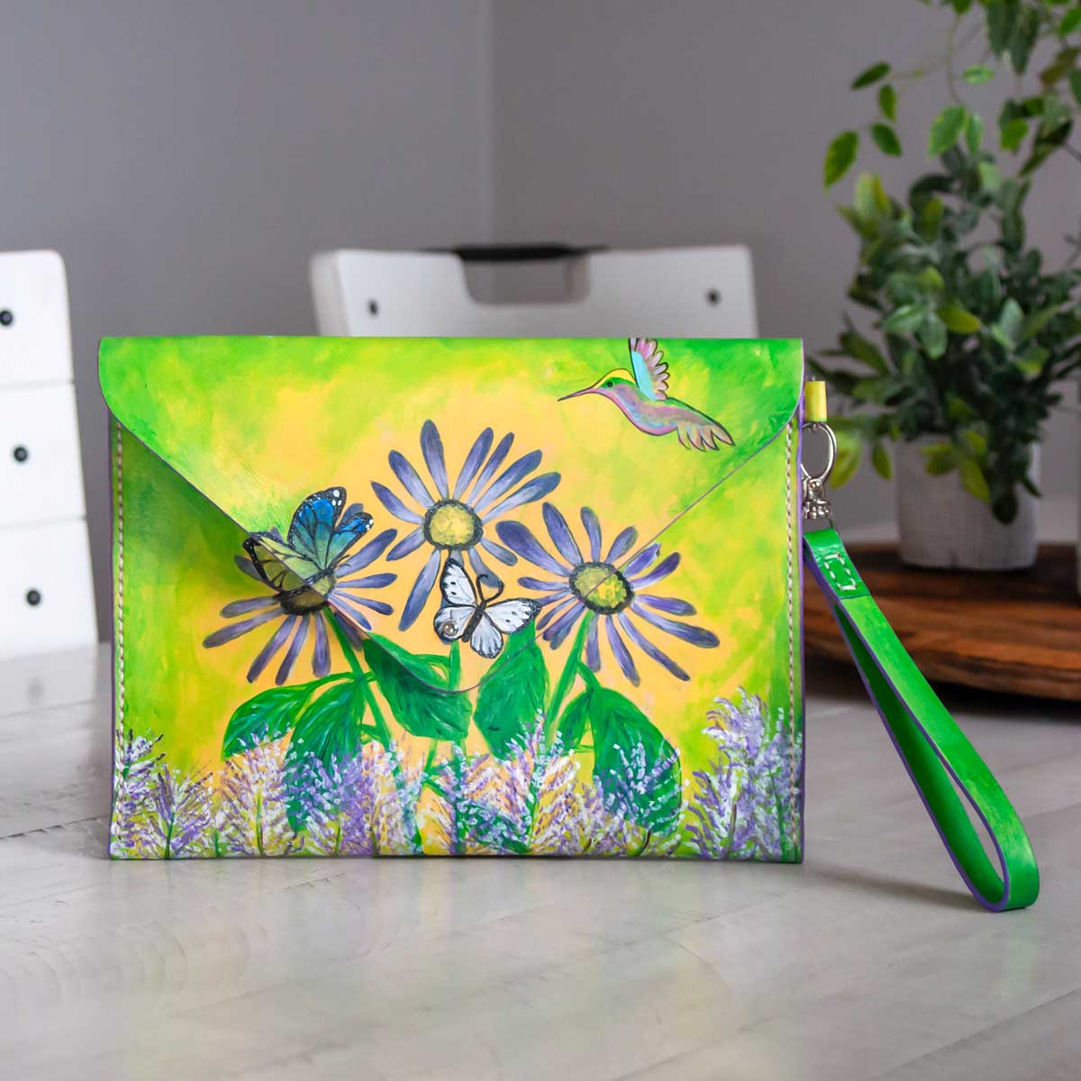 28-92.SLC.05.jpg Envelope Clutch Kit Image