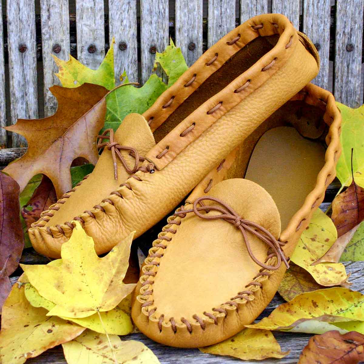 28-460402.SLC.04.jpg Moccasin Kit - Size 6/7 Small Image