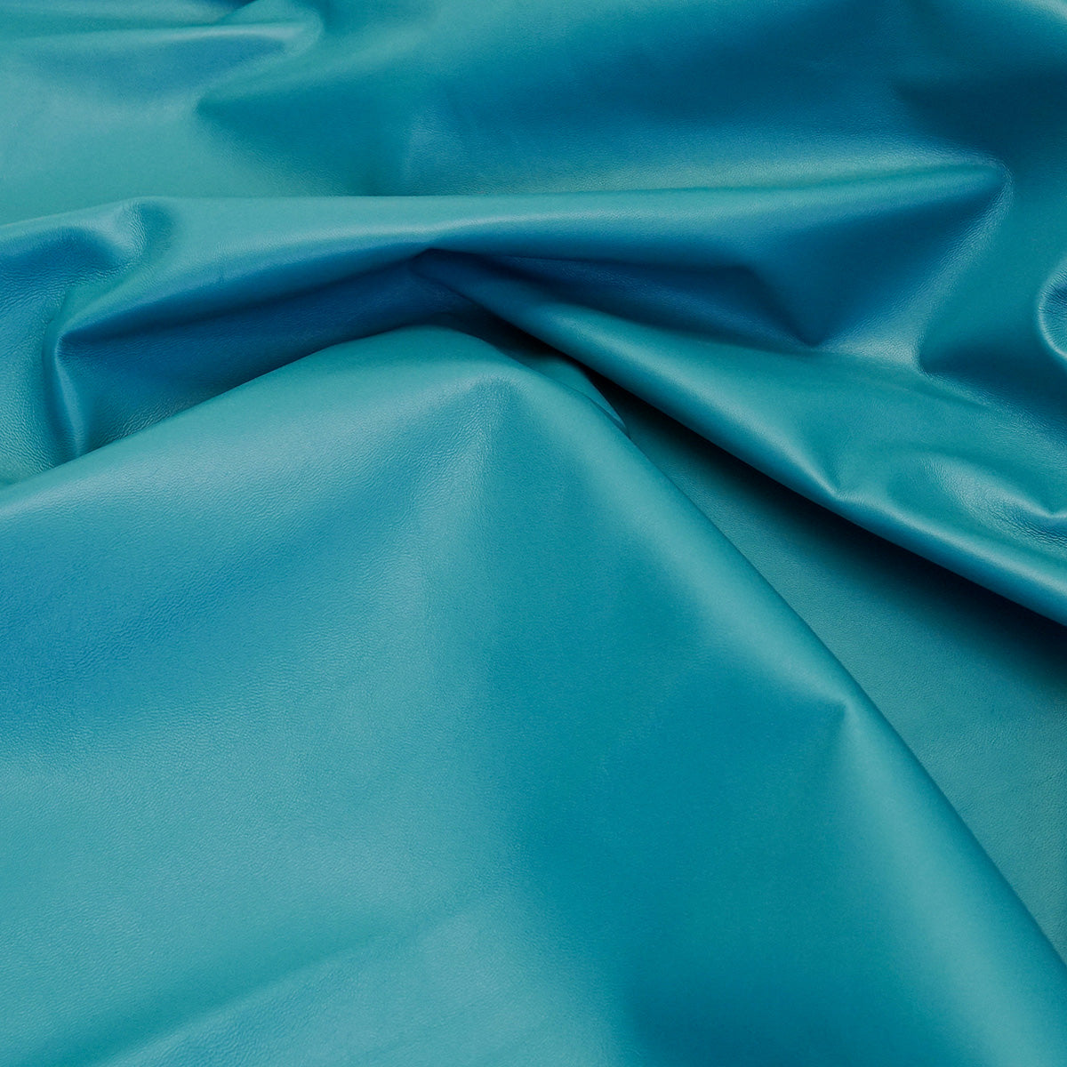 SLS.Turquoise.04.jpg Sofistic Lambskin Image