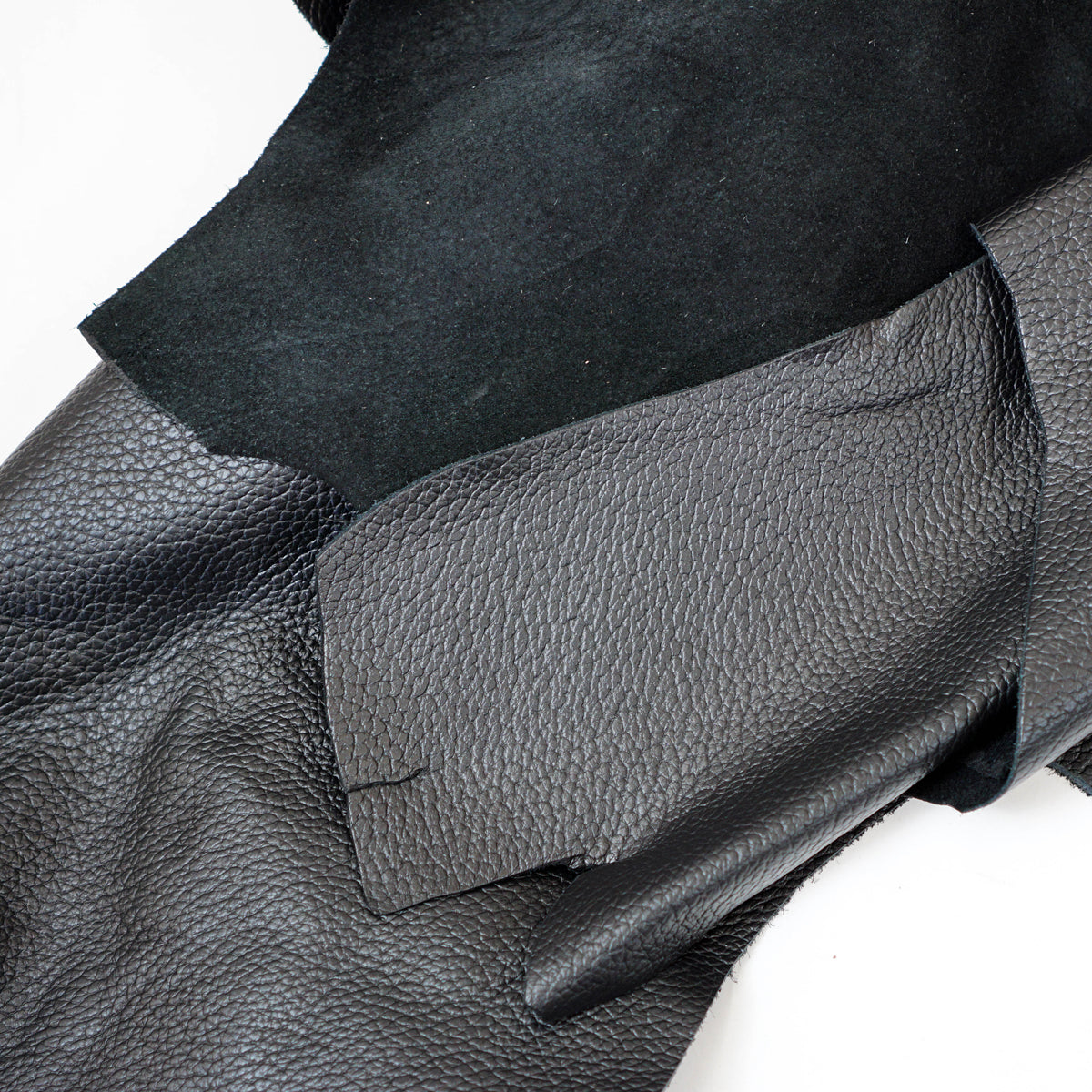 PHC.Black.Matte.2.jpg Premium Heavy Chap Sides Image