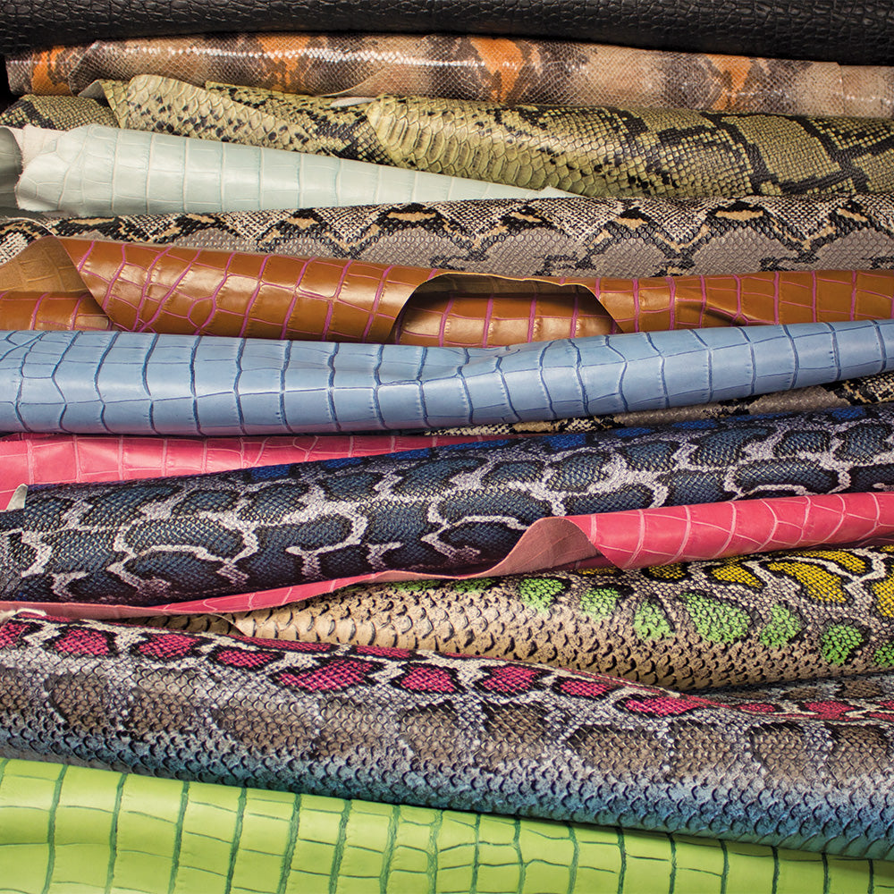 911-934222.SLC.jpg Assorted ODD LOT Prints Image