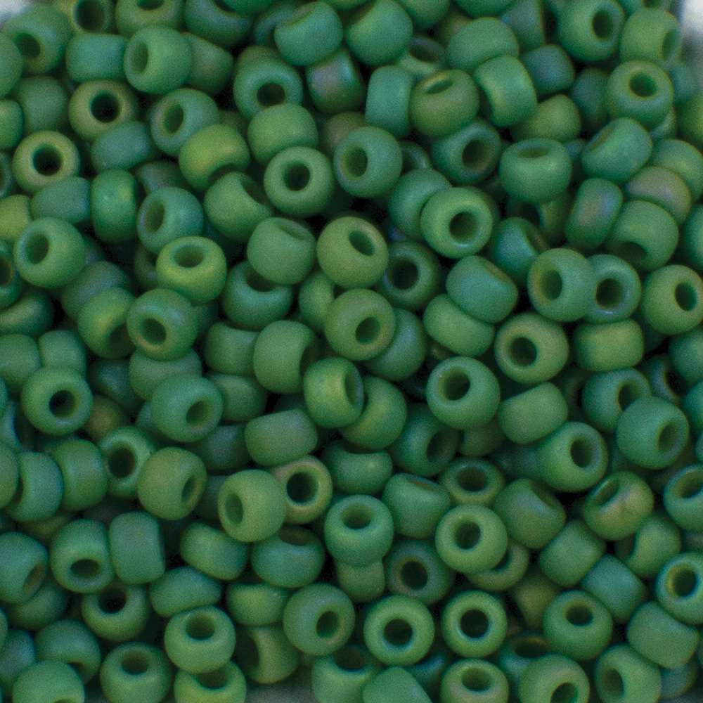 45-89411.SLC.jpg 8/0 Seed Beads - Opaque Green AB Matte 22g Image