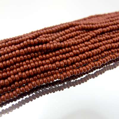 26-110158.SLC.jpg 11/0 Seed Beads - Opaque Brown 20g Image