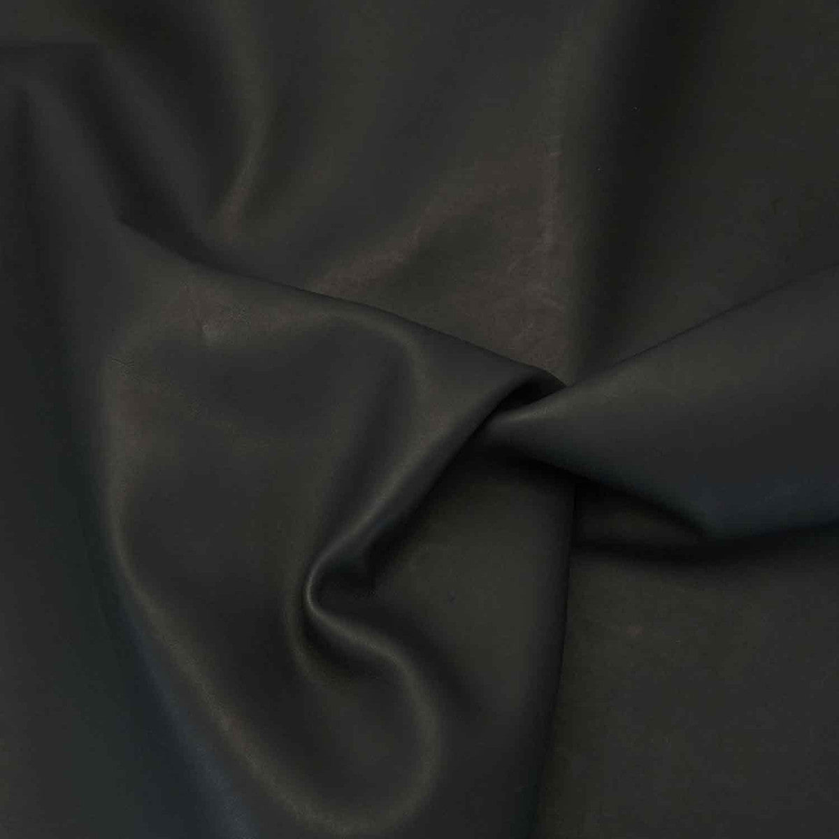 911-179.SLC.03.jpg $35 Black Oil Tan Sides Image