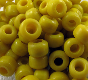 229-308.SLC.jpg Yellow Crow Beads - 100pk Image