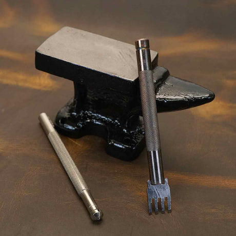 011-310100.SLC.08.jpg 2lb. Mini Anvil Image